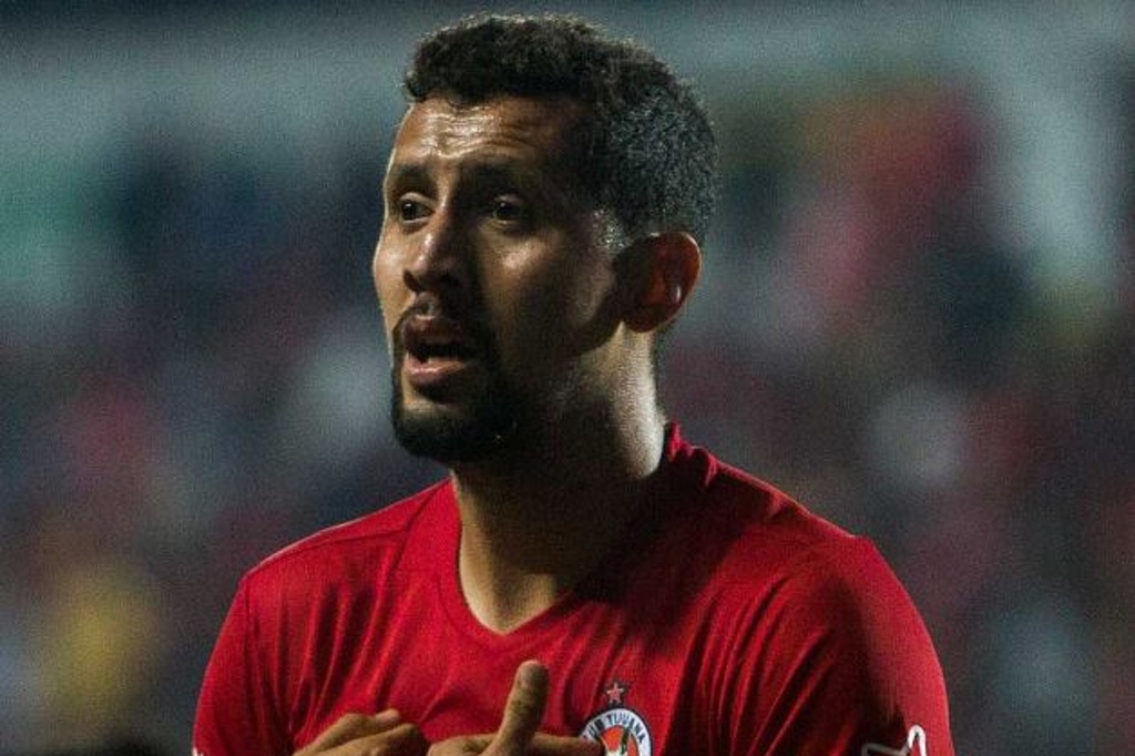 Yasser Corona dira adios al futbol debido a su lesion cervical